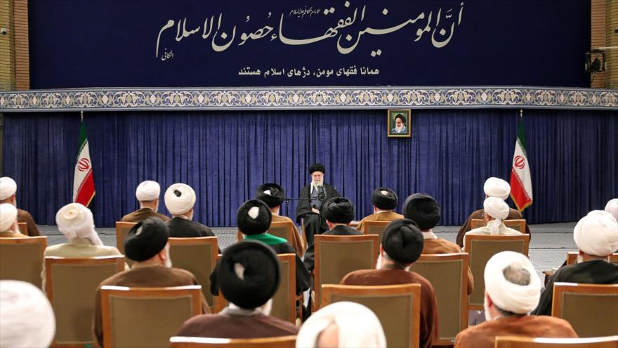 Líder de Irán: el nuevo Parlamento conlleva nuevas esperanzas