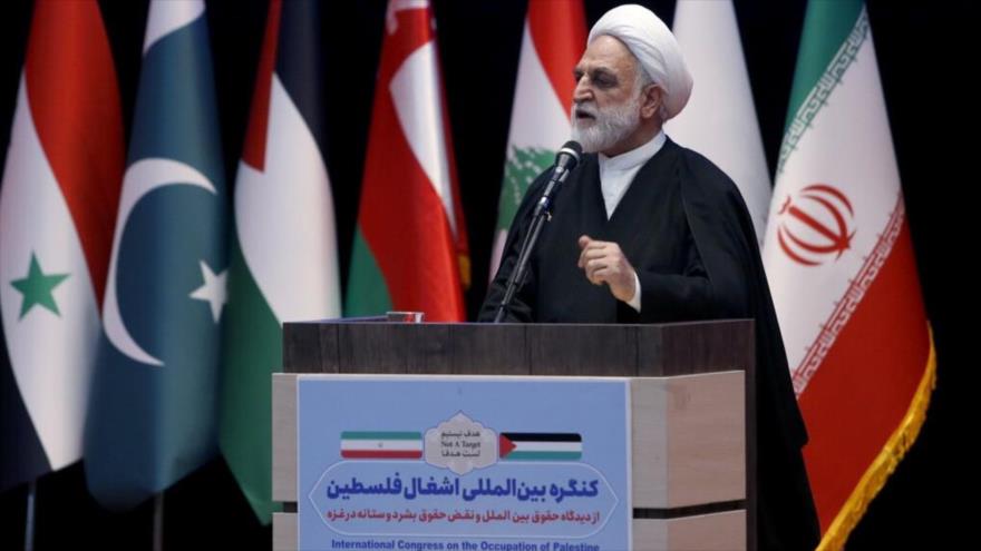 El jefe del Poder Judicial de Irán, Qolam Hosein Mohseni Eyei, ofrece un discurso en un congreso internacional sobre Palestina celebrada en Teherán, 7 de marzo de 2024.