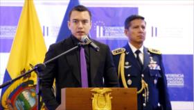 Presidente de Ecuador revela intento de golpe de Estado a su contra