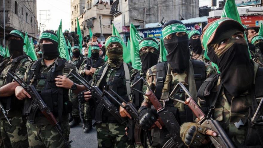 Combatientes de HAMAS en un desfile militar en Gaza.