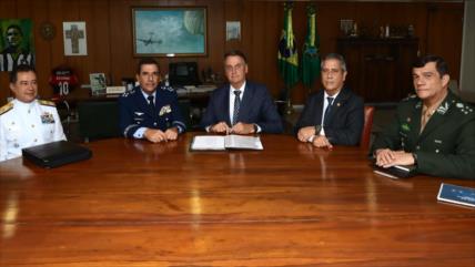 Altos mandos militares confirman trama golpista de Jair Bolsonaro 