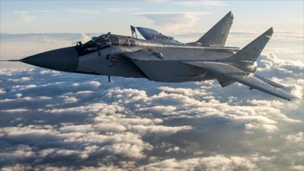 Defensa rusa: MiG-31 aleja a bombarderos estratégicos B-1B de EEUU