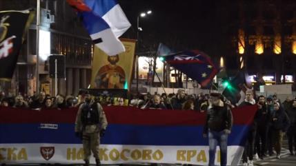 En Serbia marchan por bombardeo de OTAN contra extinta Yugoslavia