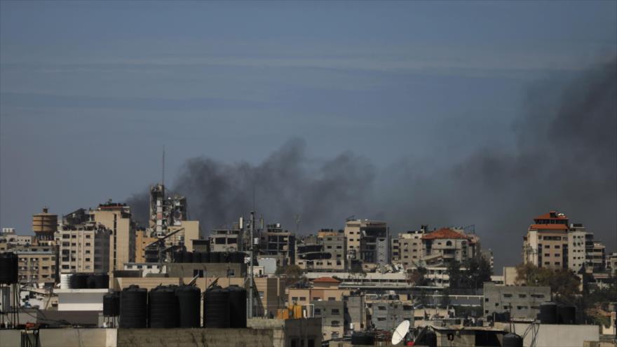 Un bombardeo israelí en las cercanías del hospital Al-Shifa en la ciudad de Gaza, 23 de marzo de 2024.