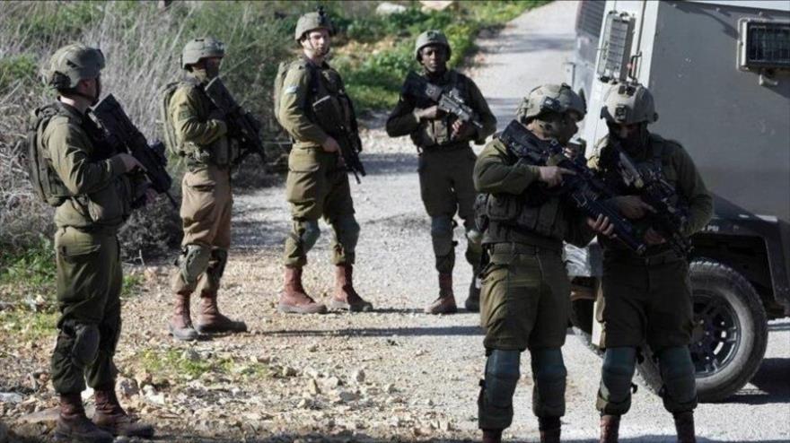 Soldados israelíes durante una operación en los territorios ocupados.