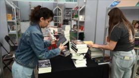 Feria Internacional del libro en comuna popular de Santiago