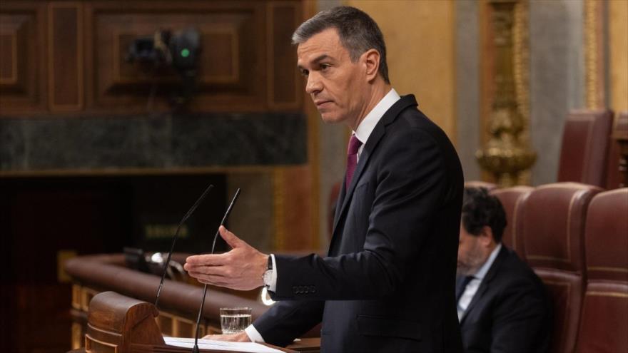 El presidente del Gobierno de España, Pedro Sánchez, durante su intervención en el Pleno del Congreso de Diputados, 10 de abril de 2024.
