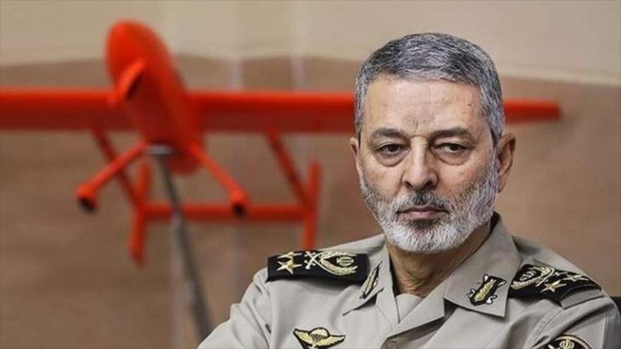 El comandante en jefe del Ejército de Irán, el general de división Seyed Abdul Rahim Musavi.