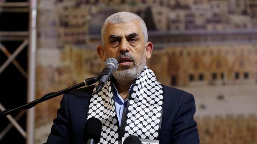 El Jefe de HAMAS en la Franja de Gaza, Yahya Sinwar, da un discurso, 11 de diciembre de 2023.