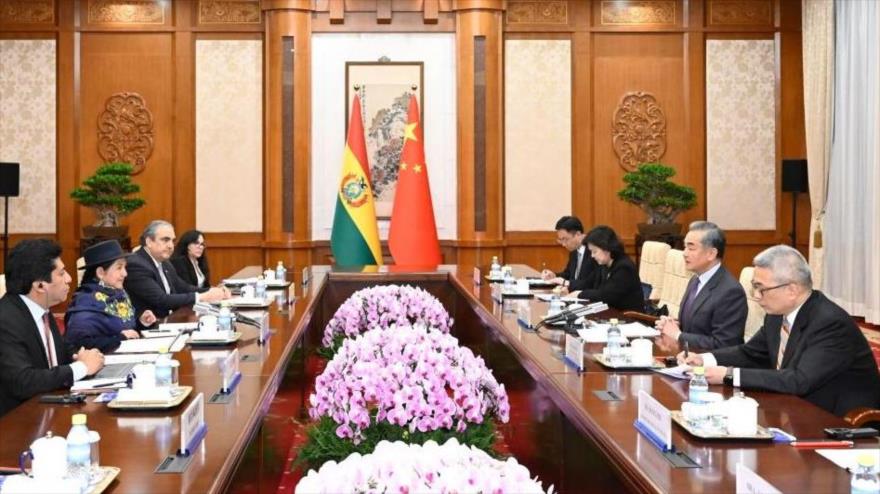 Bolivia y China, comprometidas a reforzar la cooperación bilateral 