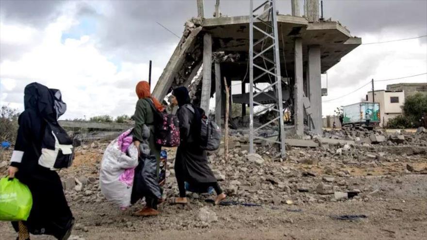 Más de 100 000 palestinos desplazados de Rafah en medio de ataques israelíes