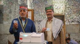 Arranca en Irán la segunda vuelta de las elecciones al Parlamento