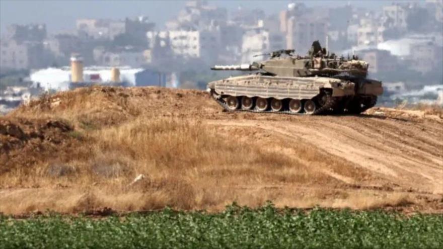 Un tanque del ejército de Israel en Yabalia, en el norte de Gaza.