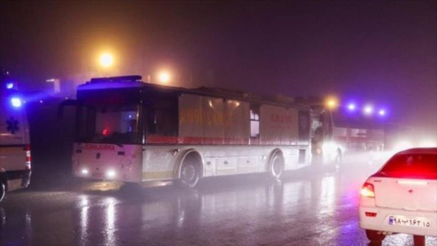Vehículos de los grupos de rescate cerca de la región del incidente del helicóptero del presidente de Irán, 20 de mayo de 2024.