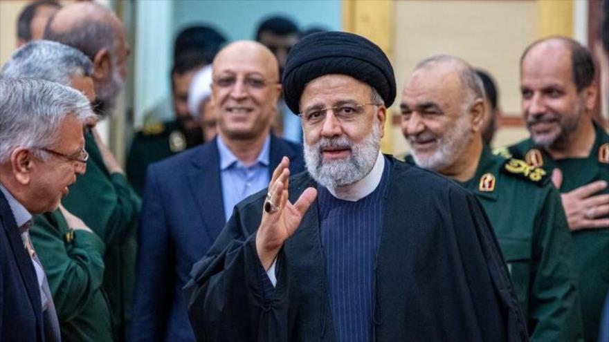 El mártir presidente iraní, Seyed Ebrahim Raisi, en un acto en la Universidad del Cuerpo de Guardianes de Irán (CGRI).