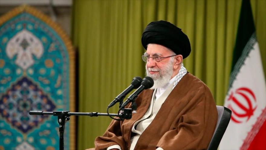 El Líder de la Revolución Islámica de Irán, el ayatolá Seyed Ali Jamenei.