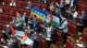 Ondean banderas palestinas en Parlamentos de Italia y Francia 