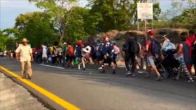 Migrantes salen en una nueva caravana en medio del proceso electoral en México