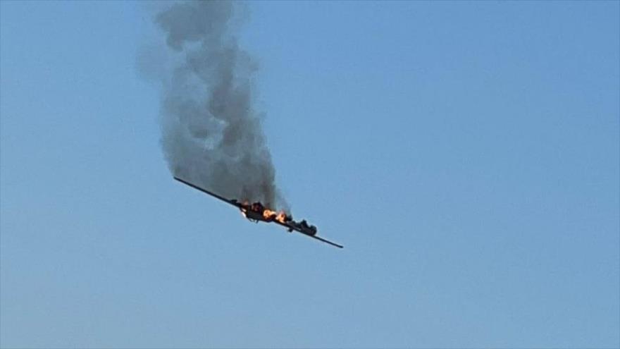 Un dron israelí Hermes 900 es derribado por un misil tierra-aire de Hezbolá en el sur del Líbano, 1 de junio de 2024.