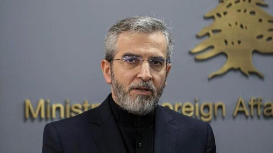 El canciller interino de Irán, Ali Baqeri Kani, durante una rueda de prensa en Beirut, capital de El Líbano, 3 de junio de 2024.