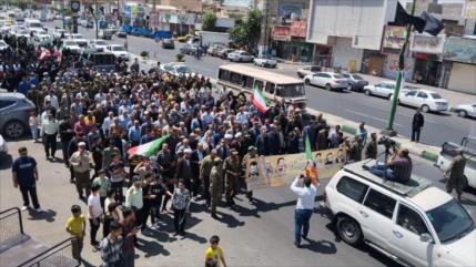 Iraníes conmemoran el levantamiento del ‘15 de jordad’