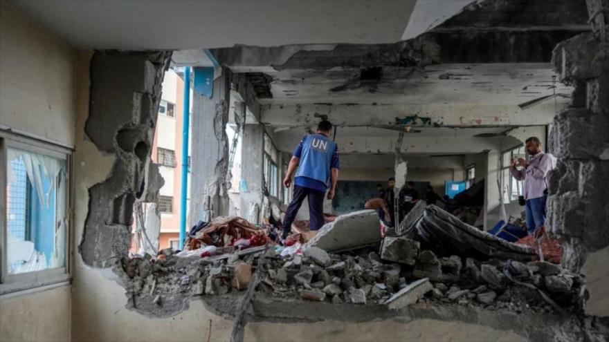 Imagen de los escombros de la escuela Al-Sardi de la ONU atacada por Israel, en el campo de Al-Nuseirat, el centro de la Franja de Gaza, 6 de junio de 2024.