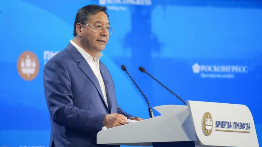 El presidente de Bolivia,Luis Arce, en El 27º Foro Económico Internacional de San Petersburgo (SPIEF),rusia. 7 de junio de 2024.