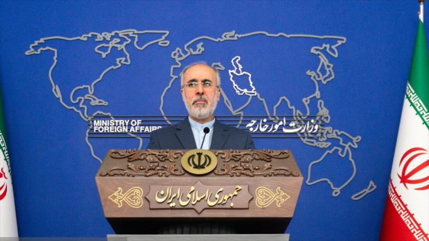 El portavoz del Ministerio de Asuntos Exteriores de Irán, Naser Kanai, durante una rueda de prensa. (Foto: Mehr)