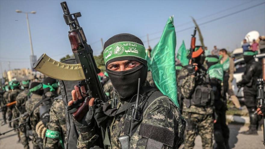 Combatientes de las Brigadas Ezedin al-Qasam, el brazo militar de HAMAS.