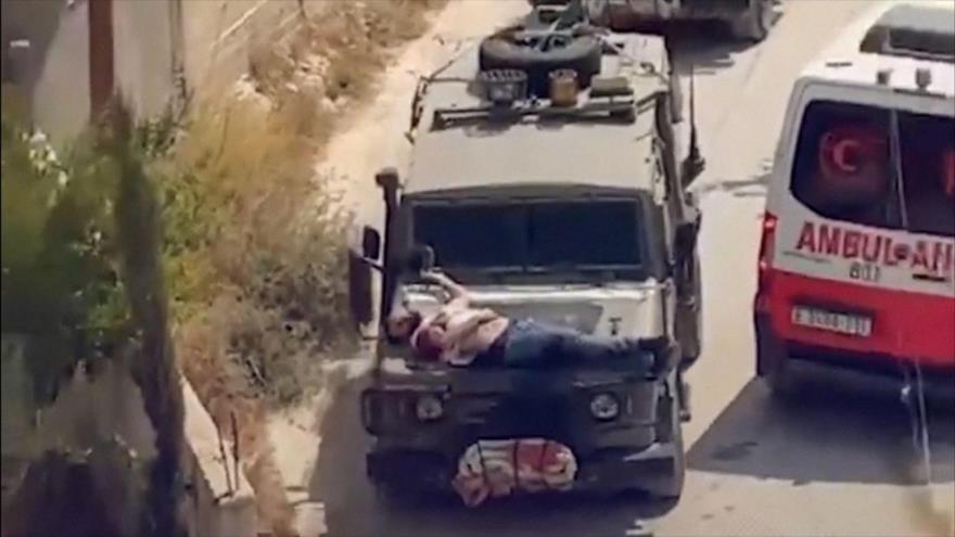 Indignante: Israelíes usan a palestino herido como escudo humano