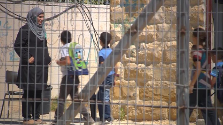 Los estudiantes bajo la ocupación | La Vida Bajo el Apartheid