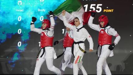 Equipos de taekwondo de Irán se coronan campeones de torneo mundial 