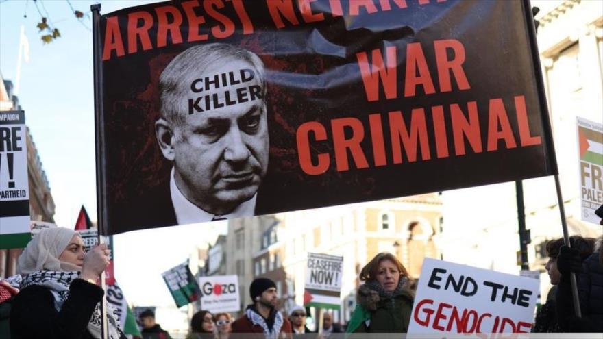 Los manifestantes propalestinos exigen fin del genocidio en Gaza y el enjuiciamiento del premier israelí, Benjamín Netanyahu, como criminal de guerra.