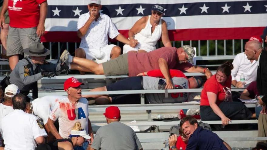 Momento del atentado contra el expresidente de Estados Donald Trump, en un mitin en Pensilvania, 13 de julio de 2024.