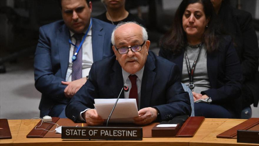 El embajador palestino ante la ONU, Riad Mansur. 