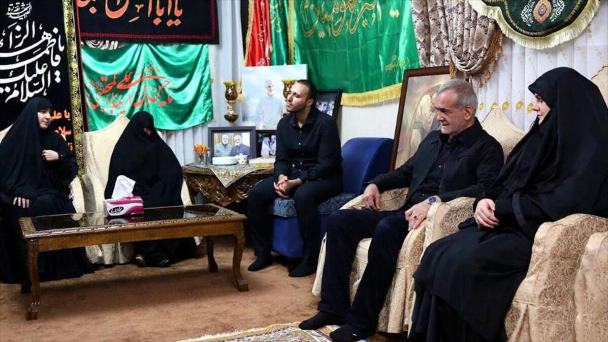 Pezeshkian: Mártir Soleimani es un epítome de unidad en Irán | HISPANTV