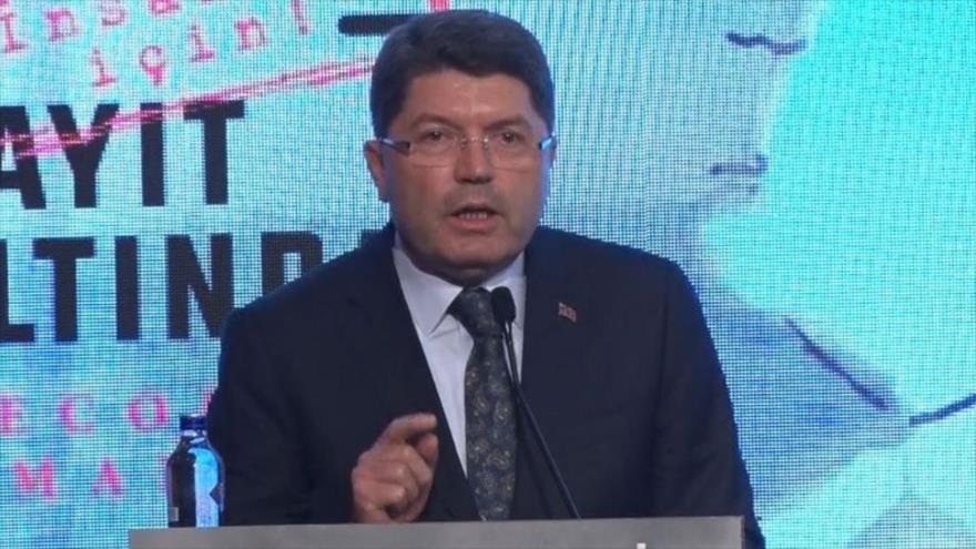 El ministro de Justicia turco, Yilmaz Tunj, durante la proyección del documental “hospital Al-Shifa, 14 días de terror”, 24 de agosto de 2024.