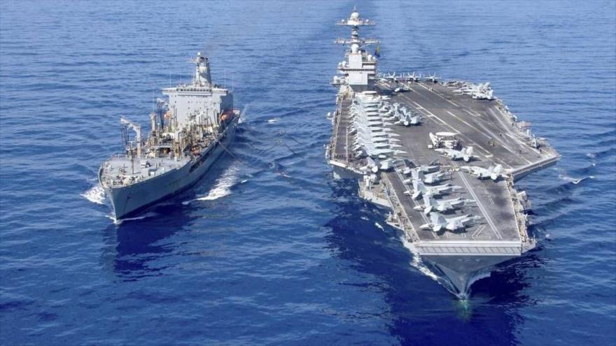 El portaviones USS Gerald R. Ford y USNS Laramie en el este del mar Mediterráneo, 11 de octubre de 2023. (Foto: AP)