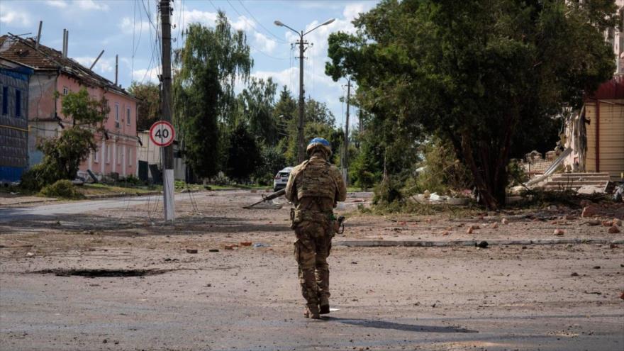 Un soldado ucraniano en la región de Kursk. (Foto: AP)