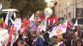 Educadores franceses protestan contra exámenes de estandarización