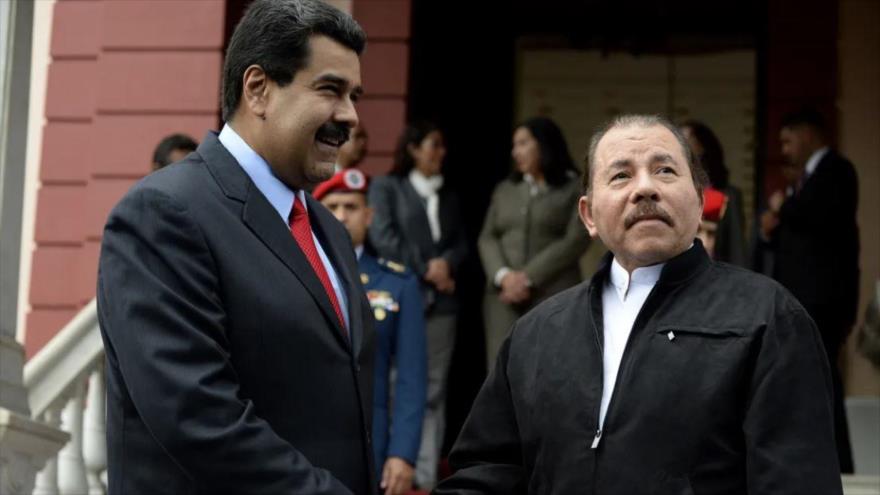 El presidente de Venezuela, Nicolás Maduro (izquierda) y el presidente de Nicaragua, Daniel Ortega.