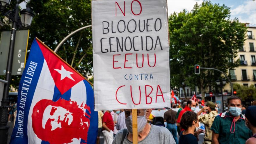 Una manifestación en Madrid contra el bloqueo de Estados Unidos a Cuba, 26 de julio de 2021.