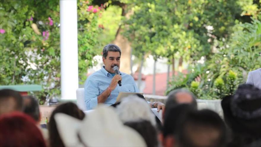 El presidente venezolano, Nicolás Maduro, durante un festival cultural relacionado con la artesanía en Caracas.