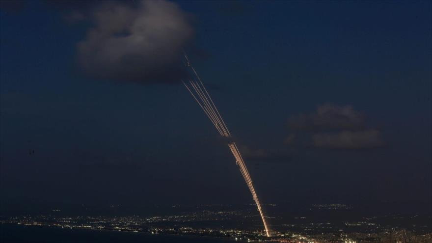 Lluvia de misiles de Hezbolá retumban en diversos sitios israelíes | HISPANTV