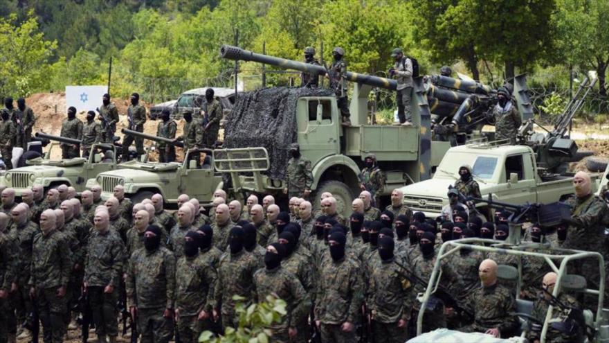 En esta imagen de archivo, combatientes de Hezbolá realizan un ejercicio de entrenamiento en el sur del Líbano. (Foto AP)