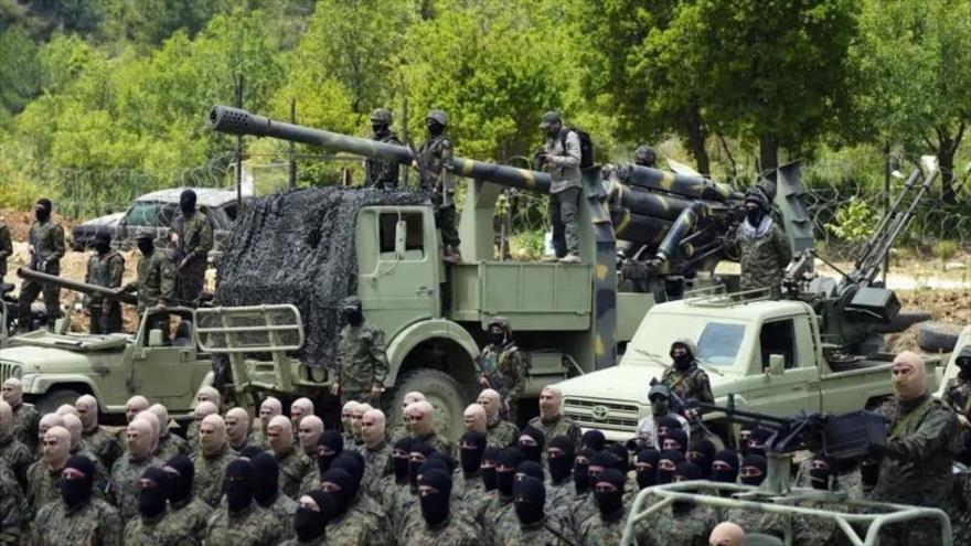 Los combatientes de Hezbolá en un desfile militar. 