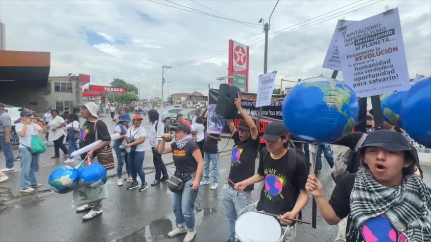 Continúan las marchas en favor del presidente Gustavo Petro