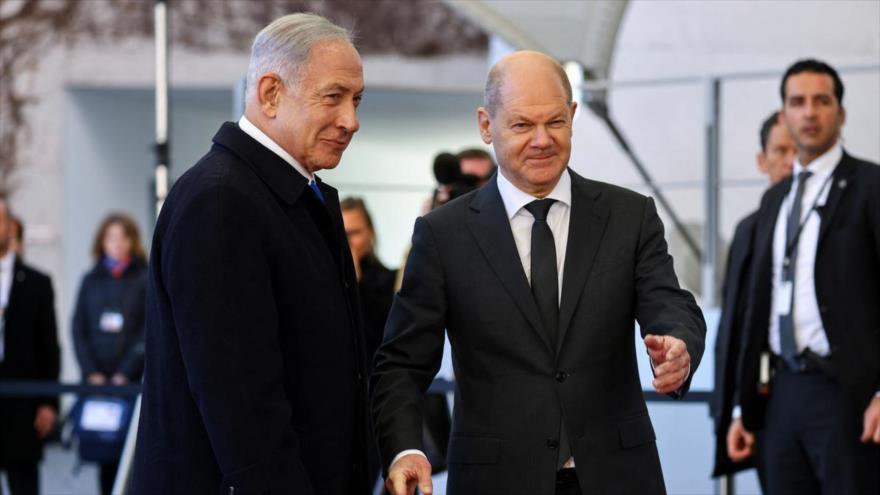 El canciller alemán, Olaf Scholz (dcha.), recibe al primer ministro israelí, Benjamín Netanyahu, en Berlín, 16 de marzo de 2023. (Foto: Reuters)