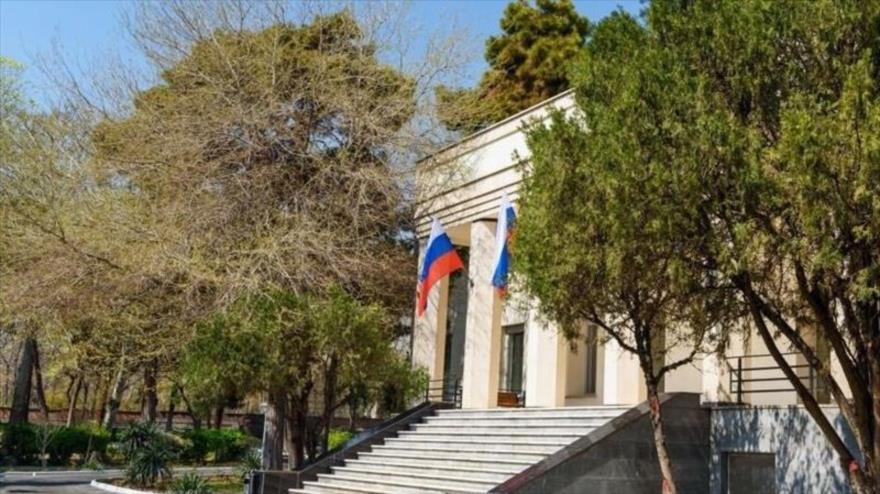 La fachada de la embajada de rusia en Teherán, capital iraní. 