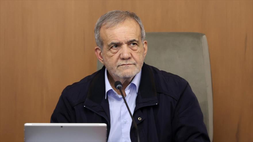 El presidente de Irán, Masud Pezeshkian, durante una sesión del Gabinete en Teherán, la capital, 27 de octubre de 2024. (Foto: President.ir)